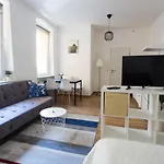 Fullhouse - Halle - T28 Apartments *