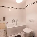 Fullhouse - Halle - T28 Apartments Apartamento *