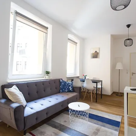 Apartment Fullhouse - Halle - T28 - Hawk Halle (Saale)