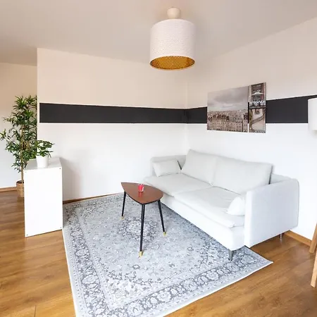 Apartment Fullhouse - Halle - T28 - Hawk Halle (Saale)