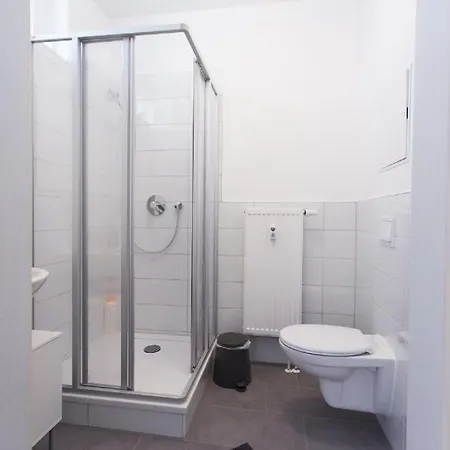 Fullhouse - Halle - T28 Apartments 公寓