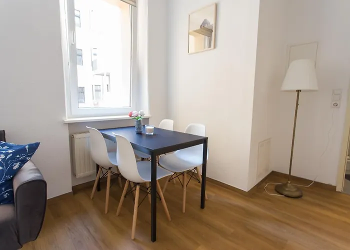 Fullhouse - Halle - T28 Apartments * Halle (Saale)
