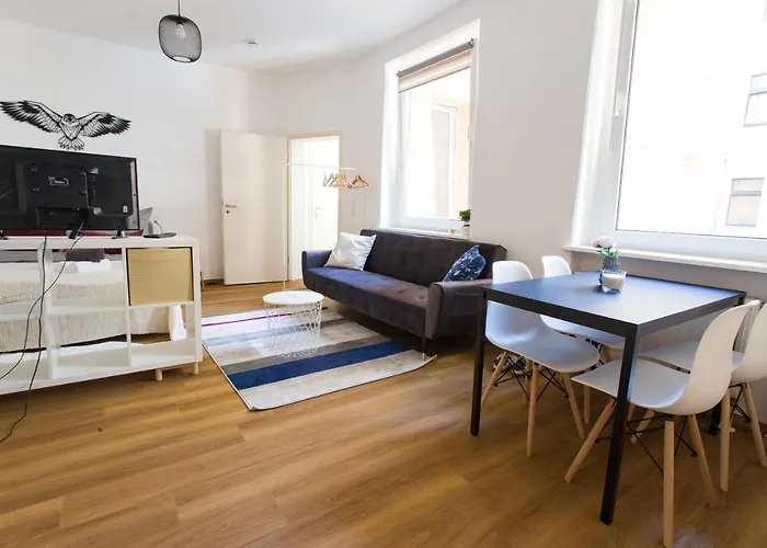 Fullhouse - Halle - T28 Apartments