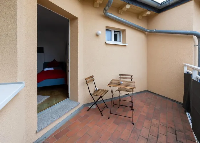 Fullhouse - Halle - T28 - Hawk