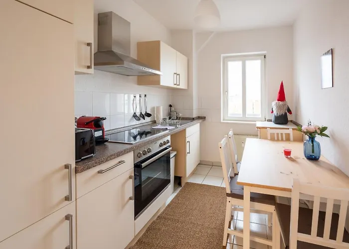 Fullhouse - Halle - T28 Apartments * Halle (Saale)