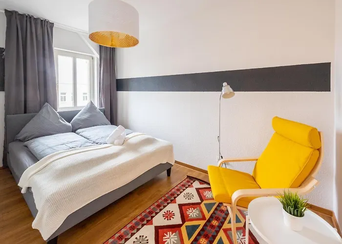 Apartamento Fullhouse - Halle - T28 - Hawk *