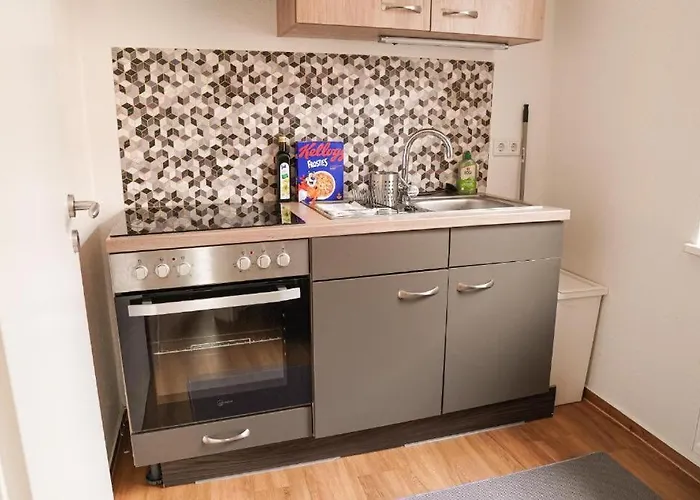 Fullhouse - Halle - T28 Apartments 公寓 *