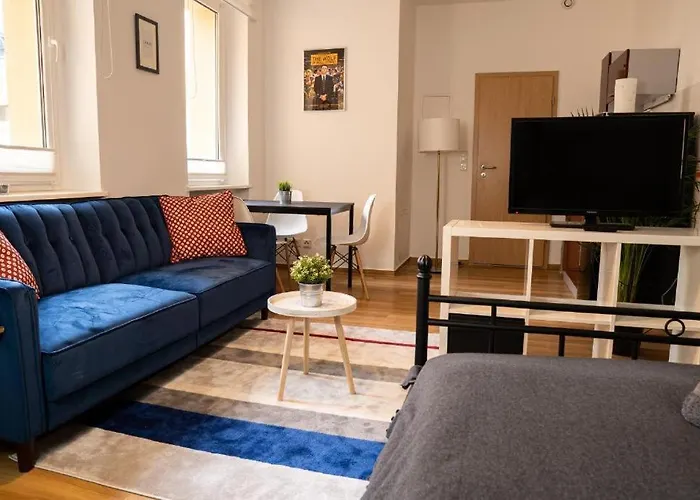 Fullhouse - Halle - T28 Apartments *