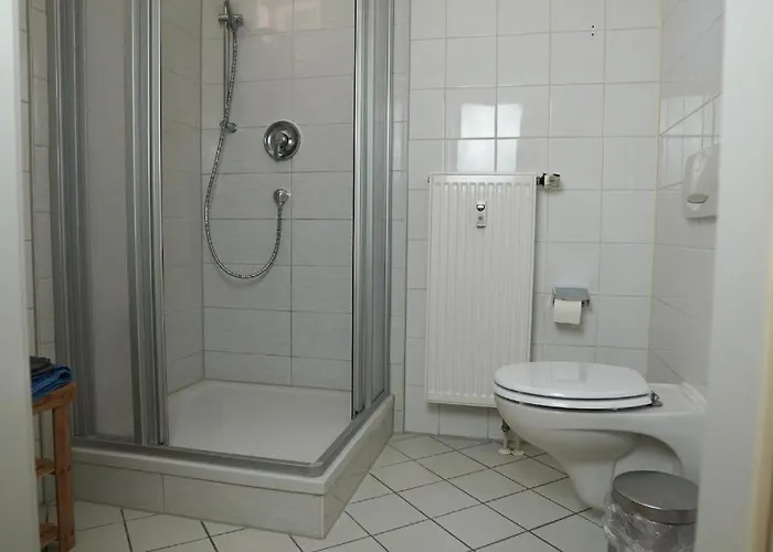 Fullhouse - Halle - T28 Apartments