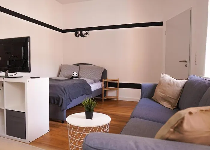 Fullhouse - Halle - T28 Apartments